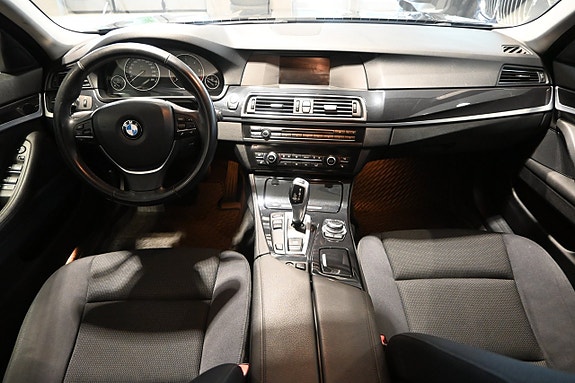 BMW 520d 9 of 25