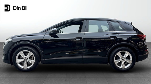 Audi Q4 e-tron 2 of 5