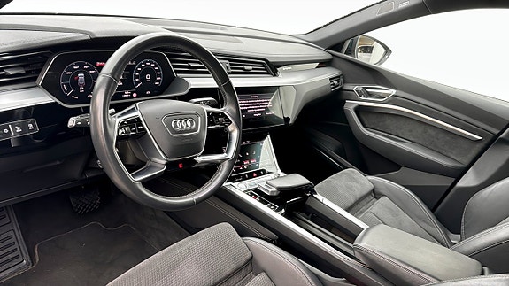 Audi e-tron Sportback 7 of 22