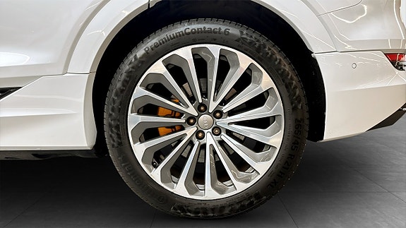 Audi e-tron Sportback 6 of 22