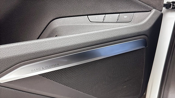 Audi e-tron Sportback 16 of 22