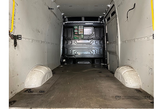Volkswagen Crafter 35 2 of 4