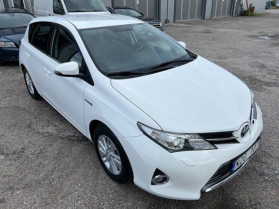 Toyota Auris 21 of 21
