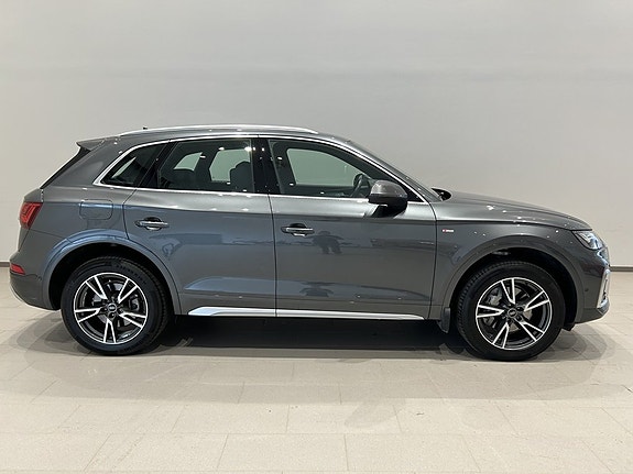Audi Q5 3 of 12