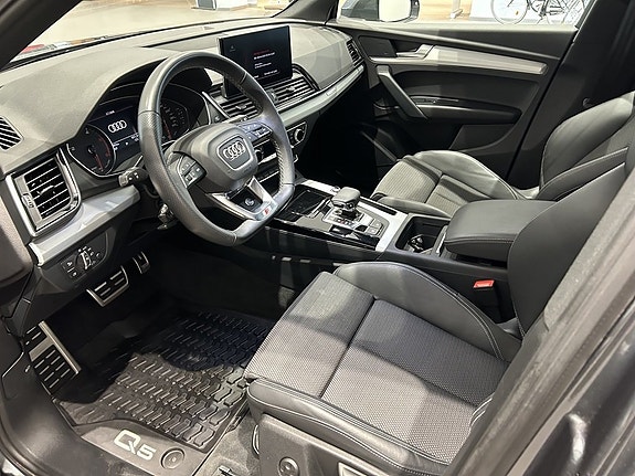 Audi Q5 6 of 12