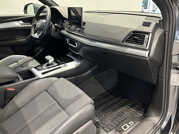 Audi Q5 10 of 12