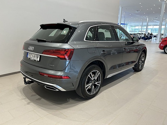 Audi Q5 4 of 12