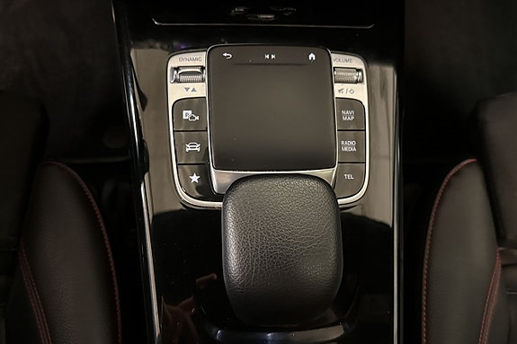 Mercedes-Benz CLA200 15 of 28
