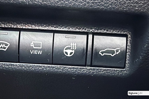 Toyota RAV4 24 of 26