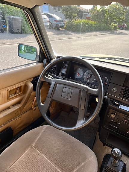 Volvo 240 5 of 5