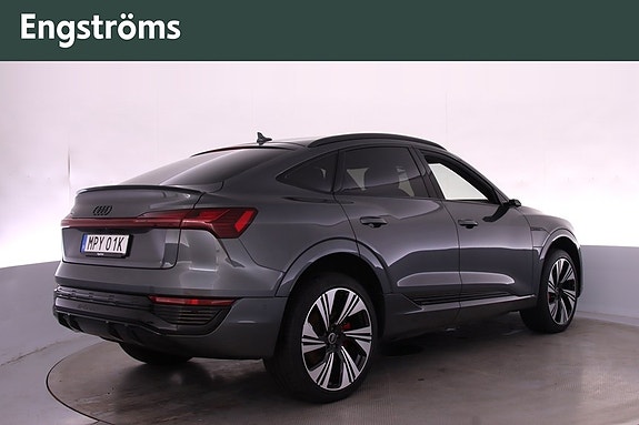 Audi Q8 3 of 5