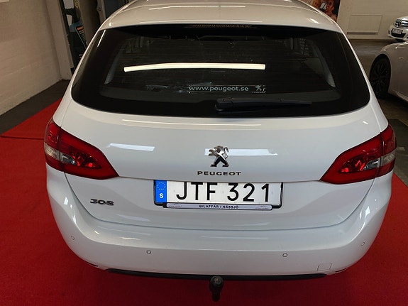 Peugeot 308 SW 5 of 5