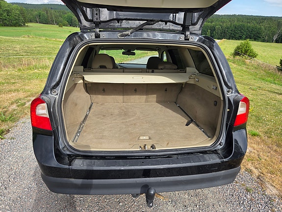 Volvo V70 5 of 5