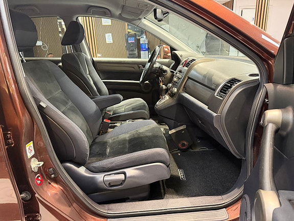 Honda CR-V 15 of 22