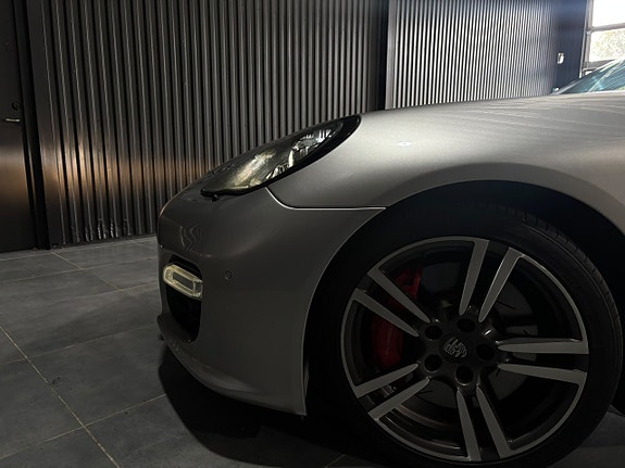 Porsche Panamera GTS 9 of 24
