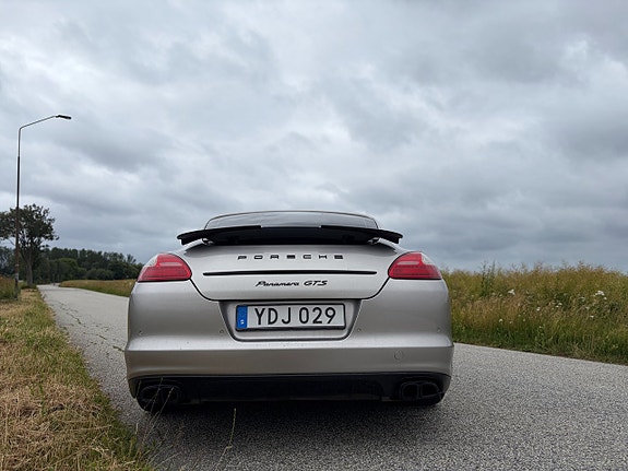 Porsche Panamera GTS 7 of 22