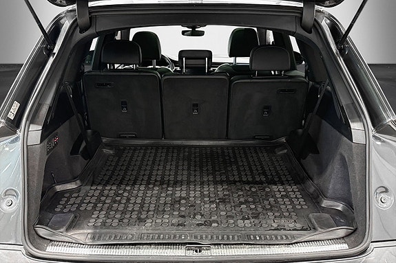 Audi Q7 26 of 28