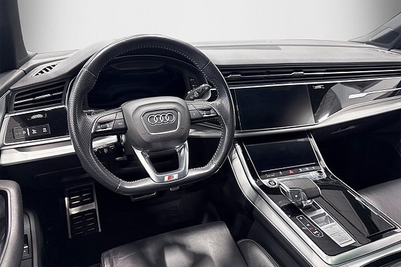 Audi Q7 9 of 28