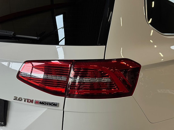 Volkswagen Passat 9 of 20