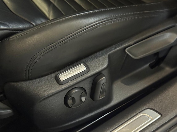Volkswagen Passat 16 of 20