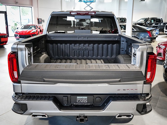 GMC Sierra 5 of 5