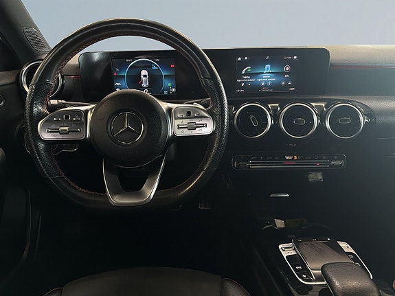 Mercedes-Benz A200 8 of 19