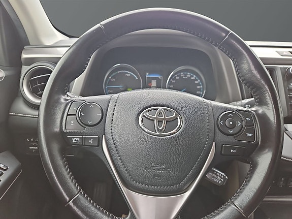 Toyota RAV4 10 of 11