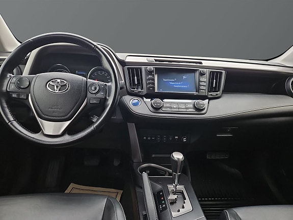 Toyota RAV4 9 of 11