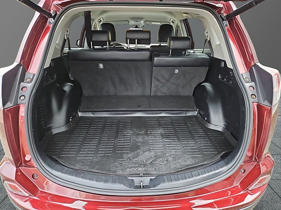 Toyota RAV4 11 of 11