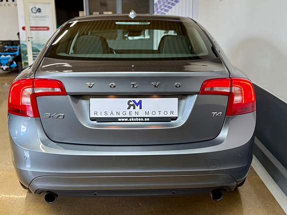 Volvo S60 5 of 5