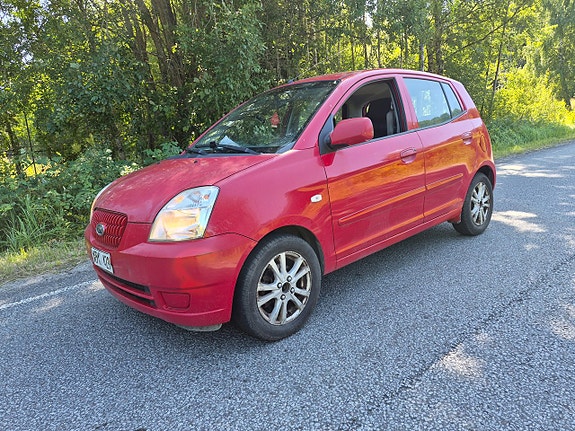 Kia Picanto 14 of 17