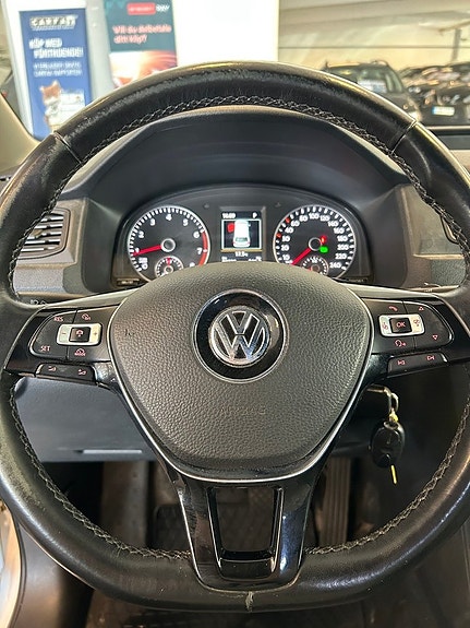 Volkswagen Caddy 12 of 19