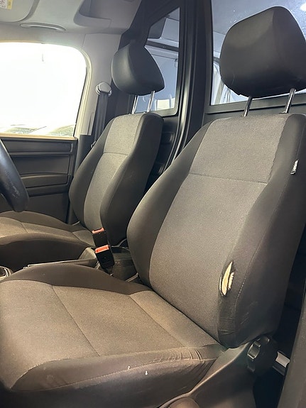 Volkswagen Caddy 11 of 19