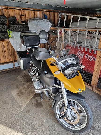 BMW R 1200 GS 2 of 2