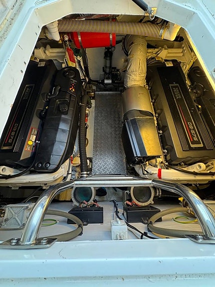 Princess V48 -05 | 2 x Volvo Penta D9-575 12 of 12