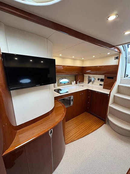 Princess V48 -05 | 2 x Volvo Penta D9-575 8 of 12