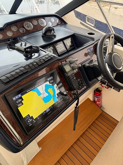 Princess V48 -05 | 2 x Volvo Penta D9-575 6 of 12