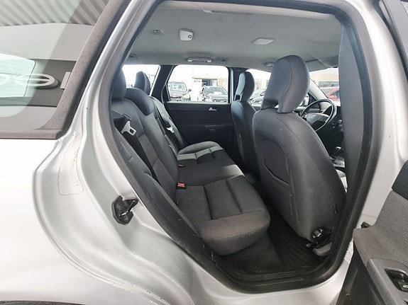 Volvo V50 17 of 20