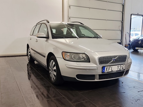 Volvo V50 4 of 20