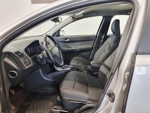 Volvo V50 5 of 20