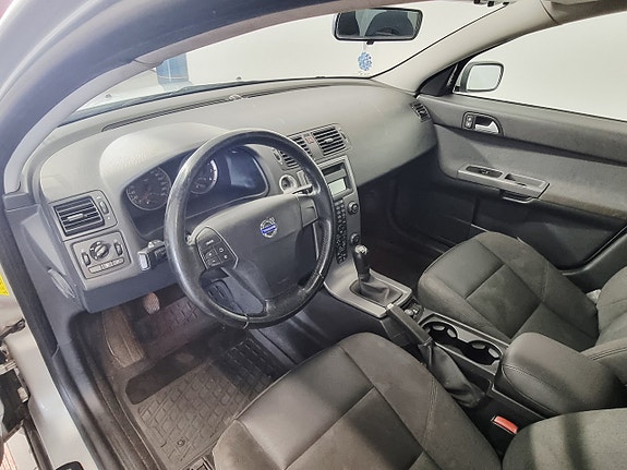 Volvo V50 7 of 20