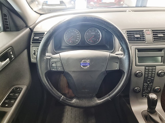 Volvo V50 10 of 20