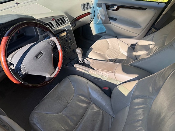 Volvo S60 8 of 12