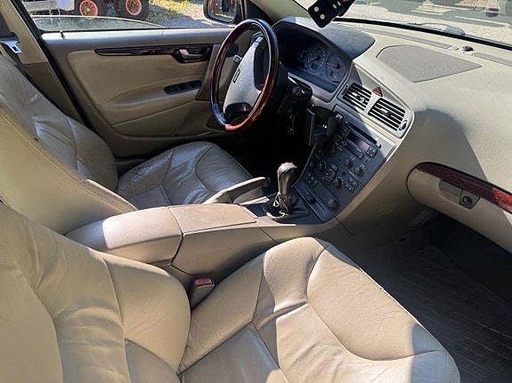 Volvo S60 6 of 12