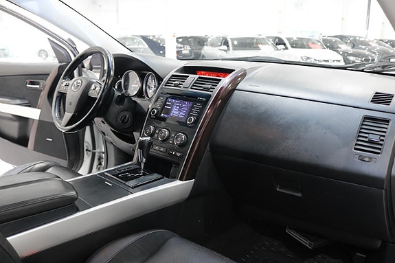 Mazda CX-9 14 of 30