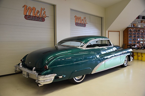 Buick Super 8 of 30