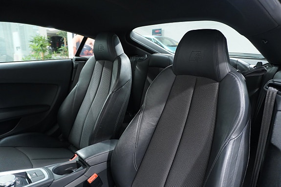 Audi TT 9 of 27