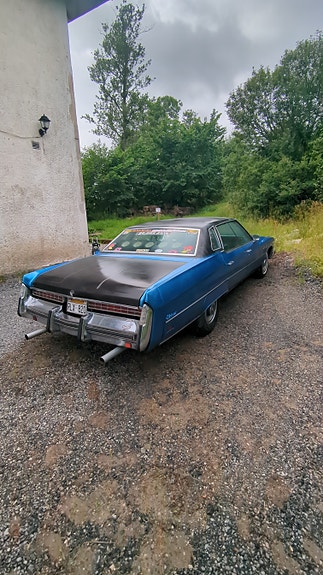 Buick Electra 225 1976 photo 3