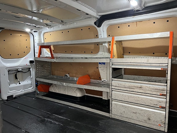 Ford Transit Custom 14 of 28