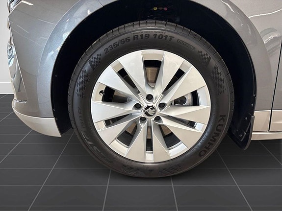 Skoda Enyaq 8 of 22